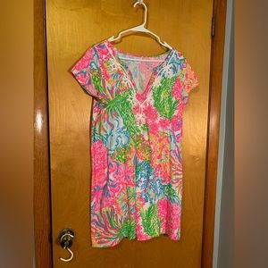 Lilly Pulitzer Brewster dress lovers coral vneck tshirt dress